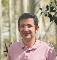 دکتر یاسین ذاکری